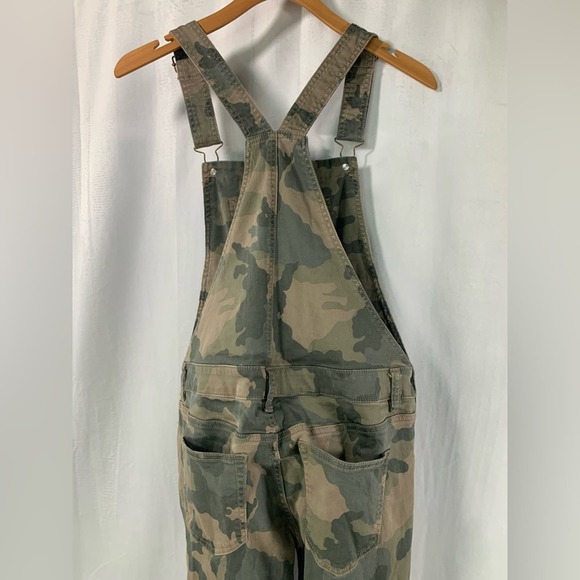 Camo Overalls Stretch Jump Suit Bibs Distressed Outdoor Country Size 4 - Picture 13 of 14